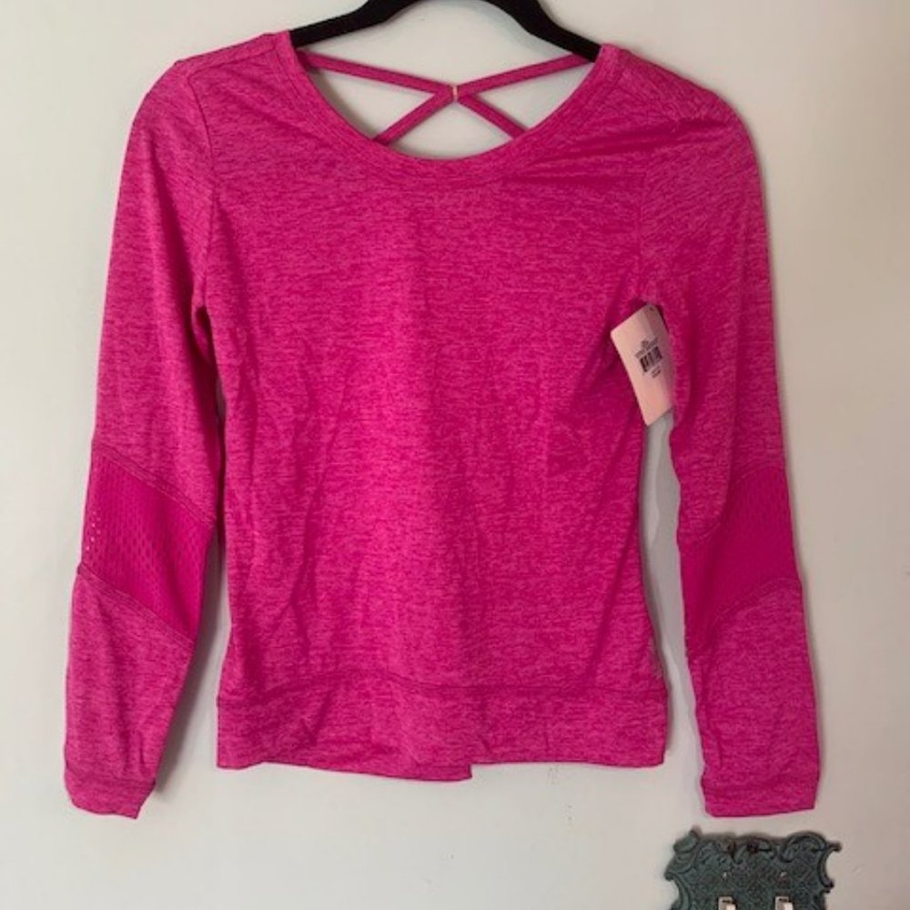 REEBOK Girls Medium 10 12 LS cross back tee Berry Blast NWT Speedwick